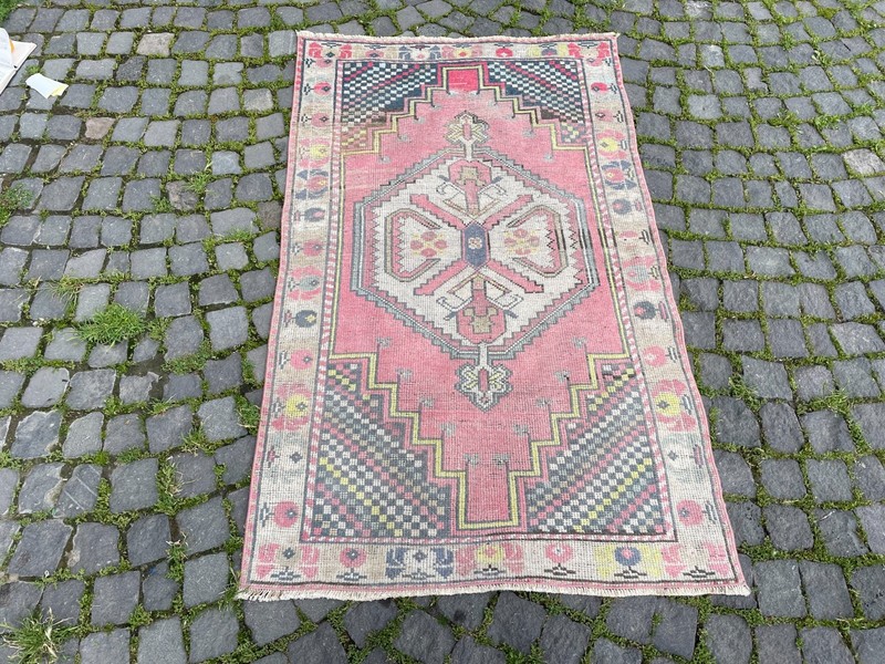 Home Decor Rug, Turkish Vintage Rug, Boho Decor Rug, 3,4 x 5,7 ft gallery