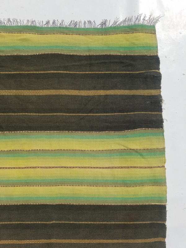 Vintage Traditional Handcrafted Lovely Striped Rug for Home Décor 155x134 cm gallery