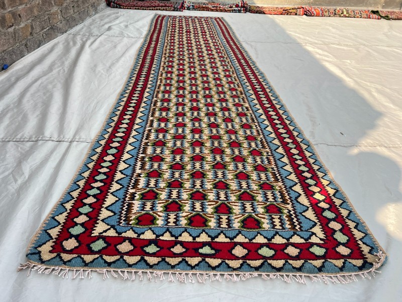 76 x 295 cm Stunning Vintage Super Fine Quality Senneh Knots Contemporary Runner gallery