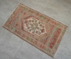 Vintage Distressed Small Area Rug Hand Knotted Oushak Rugs Yastik -1’10″x3’1″