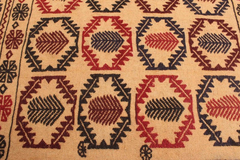 Vintage 4'6" x 6'5" Traditional Wool Hand Woven Oriental Area Rug gallery
