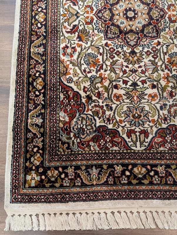 Silk Indian Kashmiri Rug 3x5, Floral Medallion gallery
