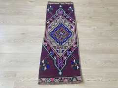 Purple rug, Turkish rug, Vintage Rug, Small rug, Wool rug, Doormat, 1.3 x 3.7 ft