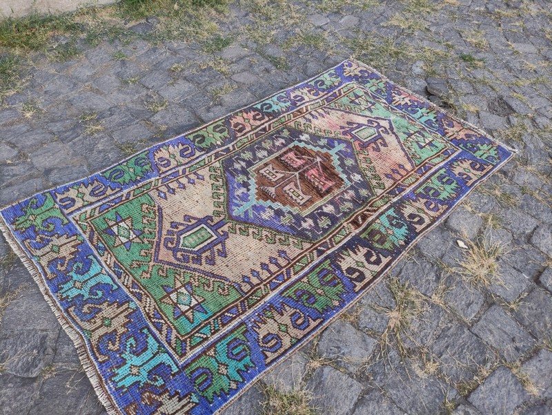 Valuable Old Area Rug 2.56 x 4.76 ft , Handmade 3x5 Kitchen Rug 78 x 145 cm gallery