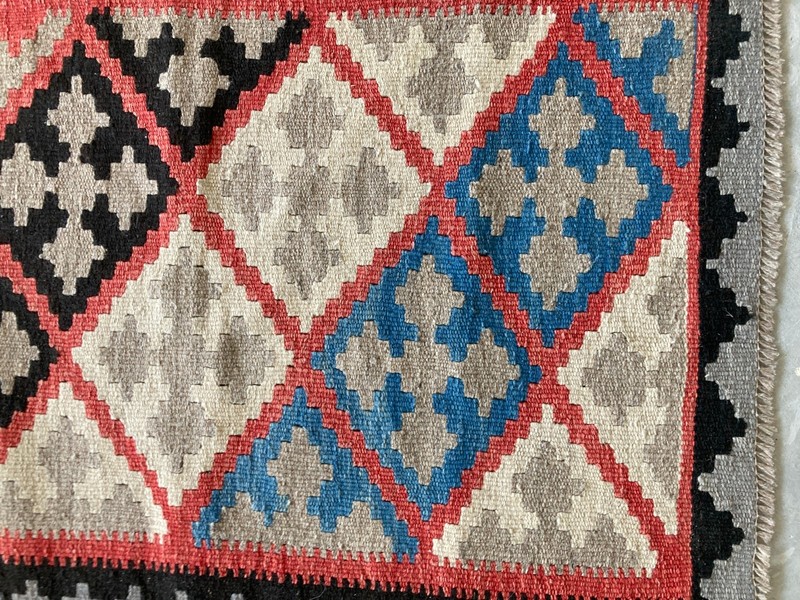 Vintage Traditional Handmade Geometric Qashqai Kilim Floor Rug Carpet 94X63 cm gallery
