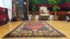 Primitive Vintage 1950-1960s Wool Pile Natural Dye Nigde Tribal Rug 4’x 8’