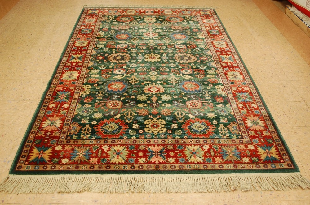 MINT AUTHENTIC AMERICAN KARASTAN KUBA DESIGN RUG 5.9x9 PATTERN # 700/797