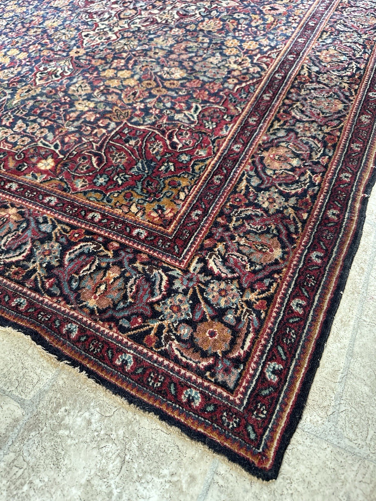 Vintage Keshan Floral Rug Hand Knotted Wool 180 x 124 cm Navy Red gallery