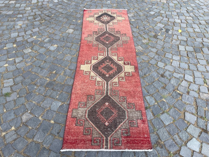 Turkish Vintage Rug Handmade Wool Rug Bohemian Runner Rug Home Rug 2,5 x 7,9 ft gallery