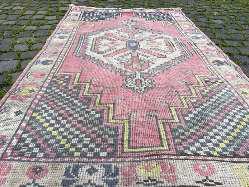 Home Decor Rug, Turkish Vintage Rug, Boho Decor Rug, 3,4 x 5,7 ft gallery