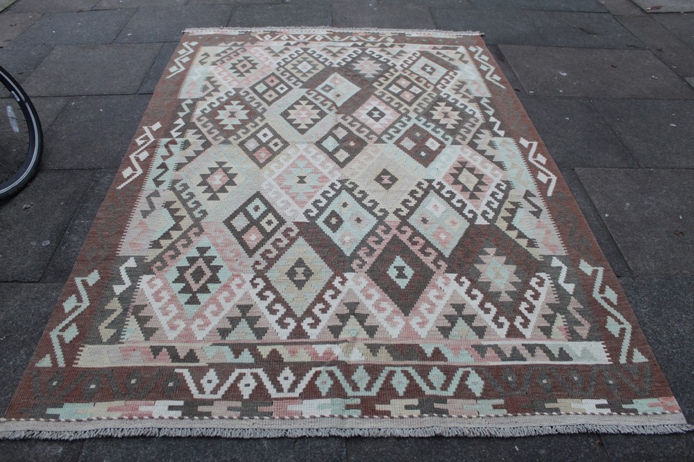 Kilim Vintage Traditional Hand Made Oriental Brown Pink Wool Kilim 245x167cm