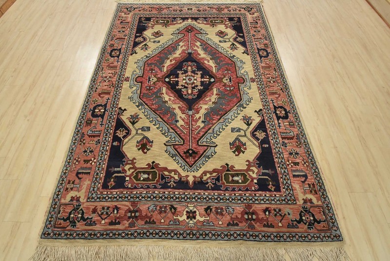 Heriz Rug 5’11” x 8’9” Beige Wool Vintage Traditional Hand-Knotted Carpet gallery
