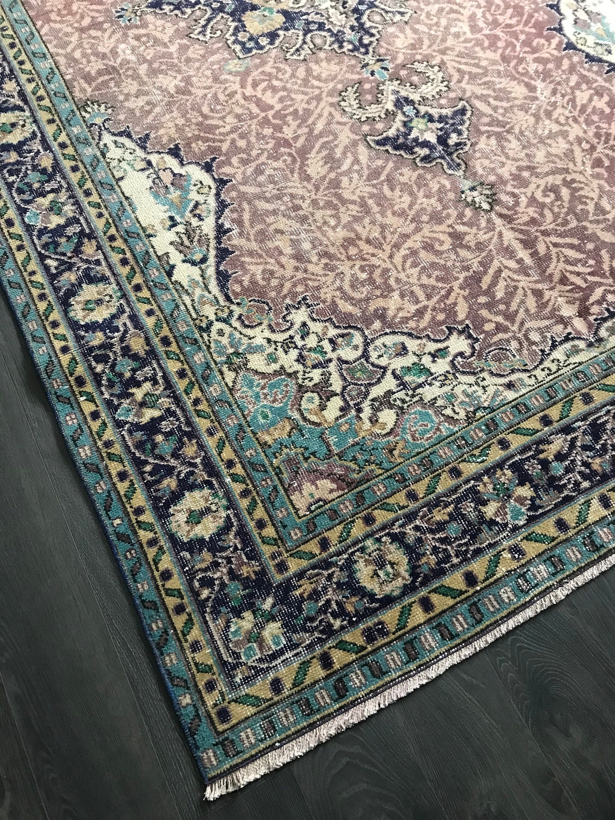 5.8x9 Large Vintage Turkish Anatolian Wool Rug gallery