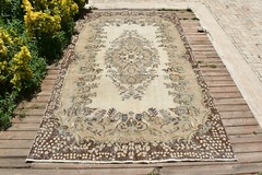 Turkish Rug 64”x115” Vintage Light Color Medallion Oushak Carpet 164x293cm 5×9