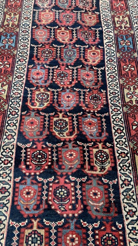 ANTIQUE SENNA N.W RUNNER Circa 1870 3X13FT gallery