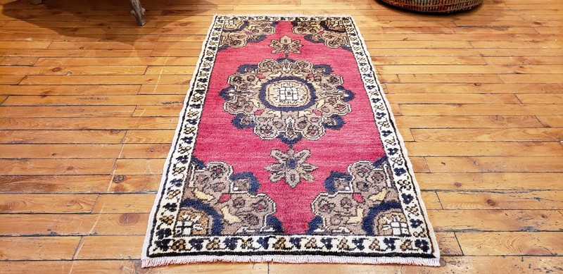 Lovely Vintage 1950-1960's Wool Pile, Natural Dye Rug Turkey 1'8"×3'4" gallery