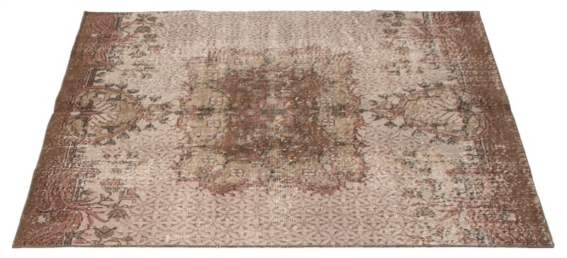 Vintage 4'11" x 5'7" Traditional Hand Knotted Vegetable Dye Wool Area Rug gallery