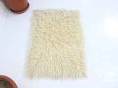 Natural Ivory Shaggy Wool Rug Sheepskin Style Small Throw Mat 2×3 ft