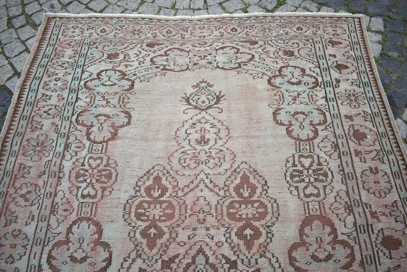 Vintage Turkish Rug 74'' x 118'' Anatolian Oushak Rug Hand Knotted Area Wool Rug gallery
