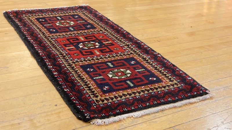 Beautiful Vintage Turkish Tribal Bohemian Rug 3’1”x 1’4” gallery