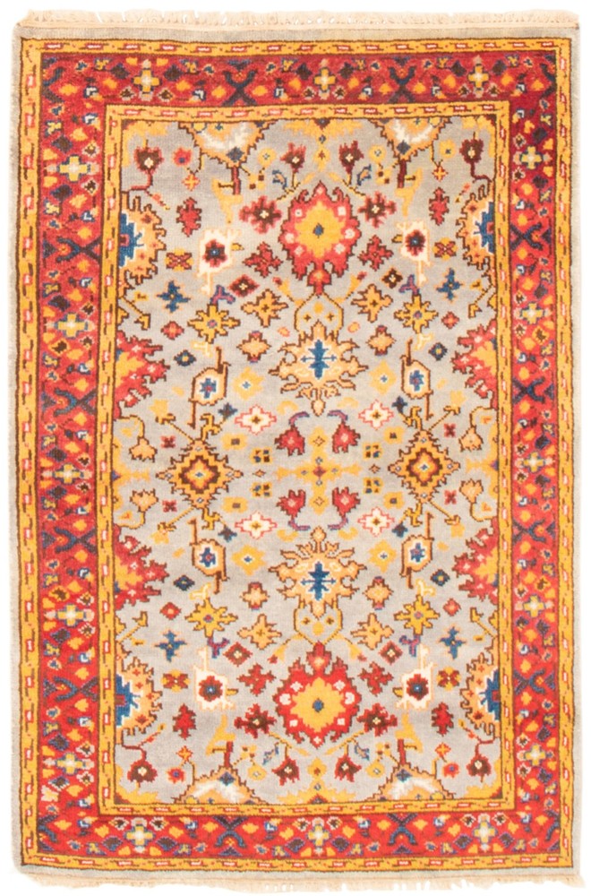 Vintage 3'10" x 6'0" Traditional Hand Knotted Vegetable Dye Wool Area Rug
