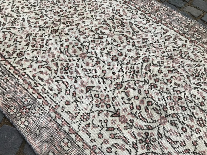 Home Decor Rug, Turkish Vintage Rug, Boho Decor Rug, Oushak Rug, 3,4 x 6,5 ft gallery