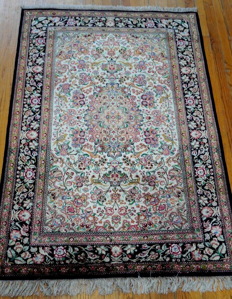 Excellent Pure Silk Hand Knotted Oriental Rug with Birds Flowers 3'6" x 5'4"