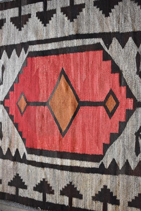 Native American Navajo Handwoven Rug gallery