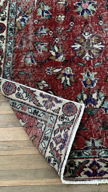 Handmade Red Vintage Oushak Carpet: 3.1x6.6 ft Turkish Floral Pattern Rug gallery