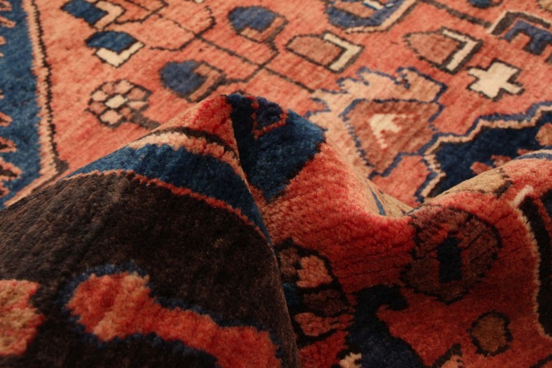 Vintage 3'8" x 7'7" Traditional Hand Knotted Vegetable Dye Wool Area Rug gallery
