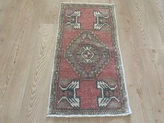 Vintage Turkish Small Rug 1.5 x 2.9 ft – Red Anatolian Wool Mini Boho Carpet