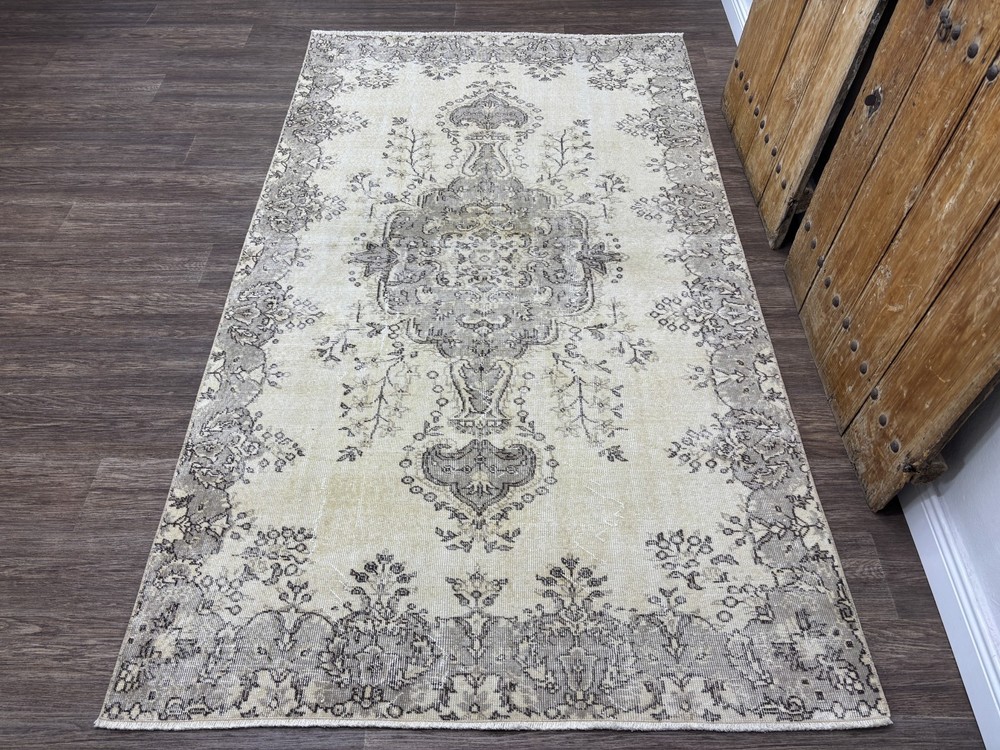 5x9 Beige Gray Vintage Turkish Area Rug, Hand-Knotted Wool Living Room Rug