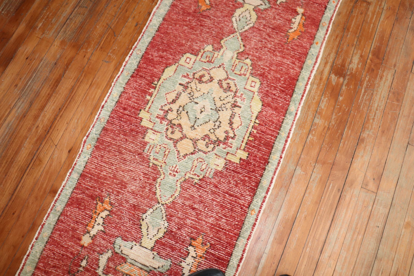 Vintage Turkish Oushak Ushak Rug Runner Size 2'3''x8'11'' gallery