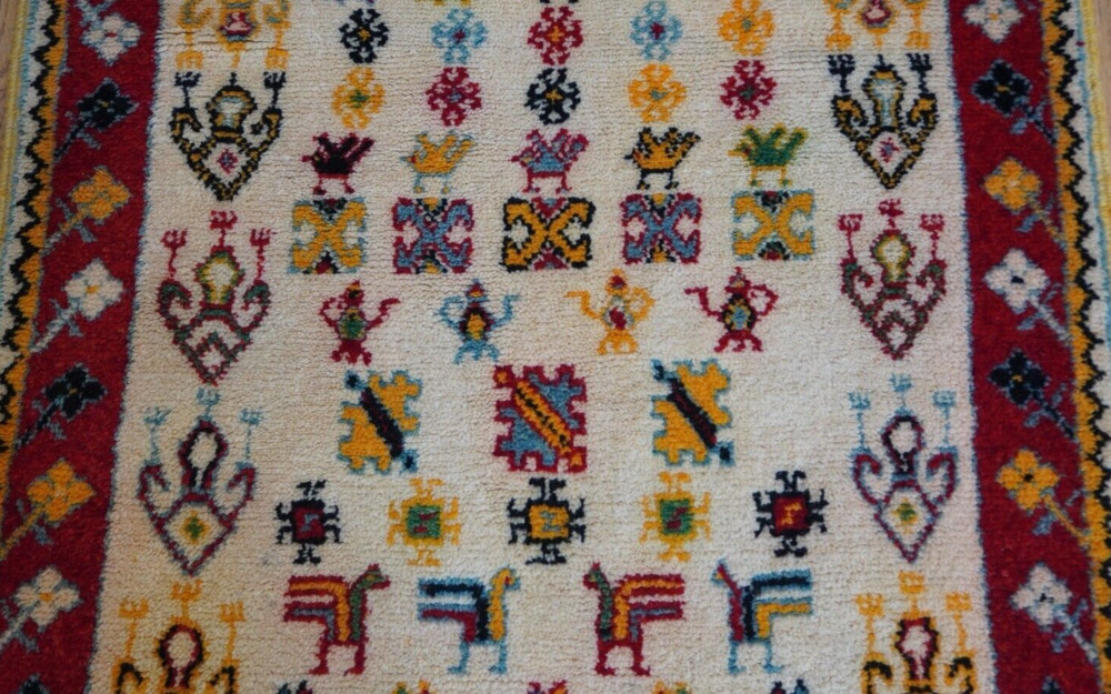 3'3" x 6'6" ANTIQUE MOROCCAN HAND KNOTTED WOOL IVORY GOLD RUG, BIRDS, TEA-POTS