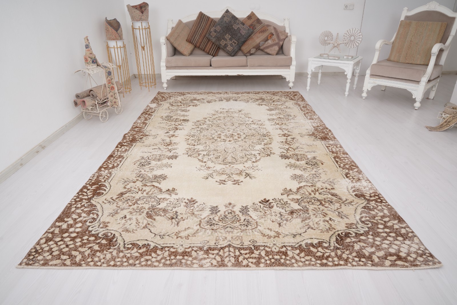 Oversize Vintage Area Rugs, 6x10 Rug, Turkish Oushak Rug Carpet Handmade Rug 613 gallery