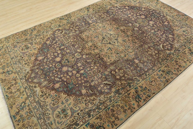 Vintage Anatolia 6’5” x 9’8” Distressed Violet Wool Hand-Knotted Oriental Rug gallery