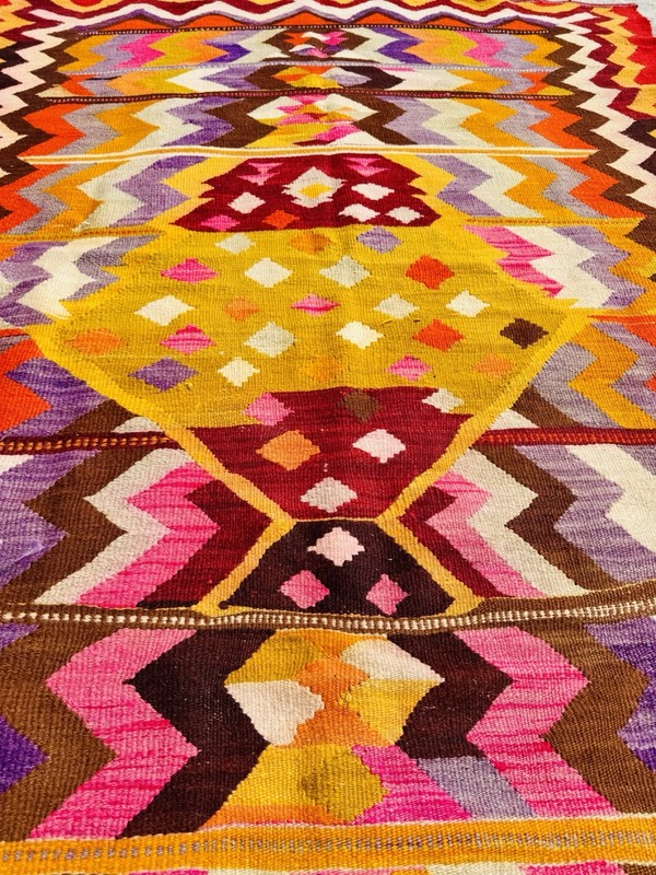 Vivid Vintage Handmade Wool Kilim Rug from Turkey - 113 cm x 150 cm gallery