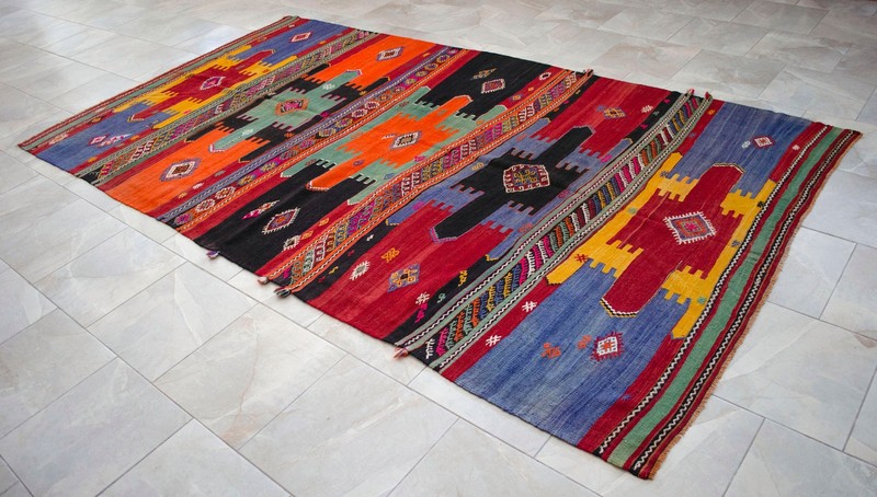 Vintage Turkish Rug Kilim Hand Made Colorful Rug for Living room 5′11″ x 10′10″ gallery
