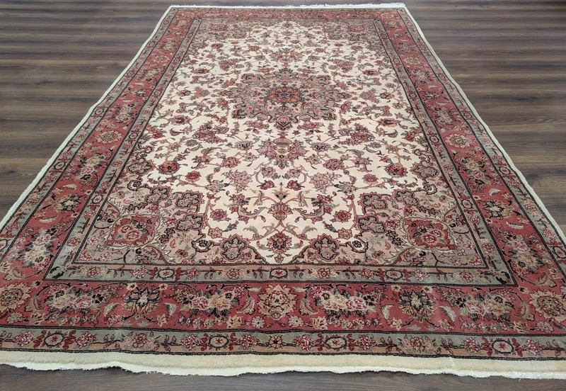 Pak Per'sian Rug 6x9, Floral Medallion, Wool & Silk gallery