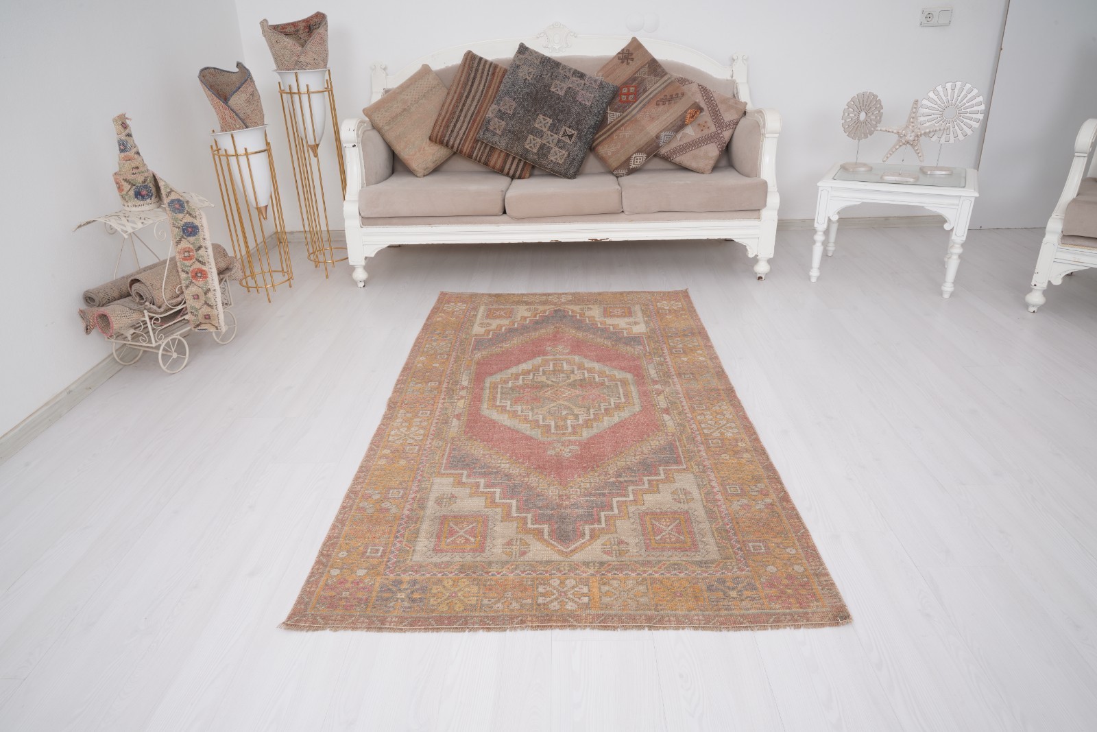 Antique Turkish Rug 4x6, Oversize Vintage Oushak Wool Carpet,Faded Smal Rug,17 gallery