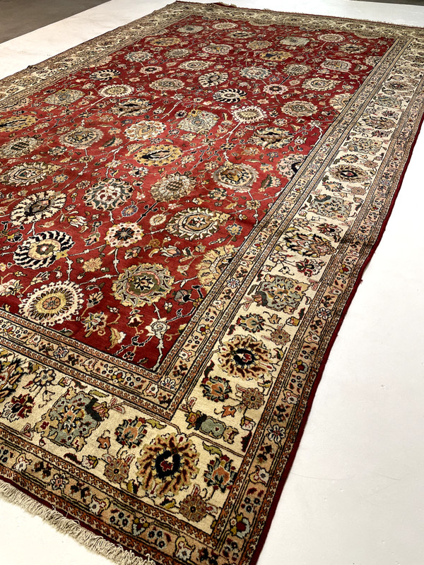 Antique Oriental Hand-Knotted Wool Area Rug Red/Ivory/Green/Black 10'8" x 17'9" gallery