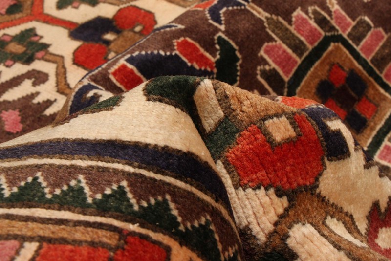 Vintage 4'6" x 8'2" Traditional Hand Knotted Vegetable Dye Wool Area Rug gallery