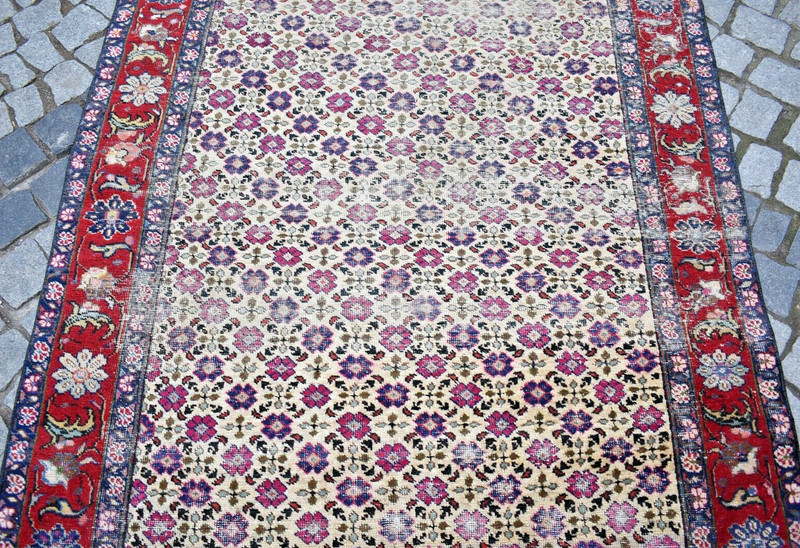 Vintage Turkish Rug 4 x 6 ft Anatolian Kayseri Bunyan Rug Hand-knotted Area Rug gallery