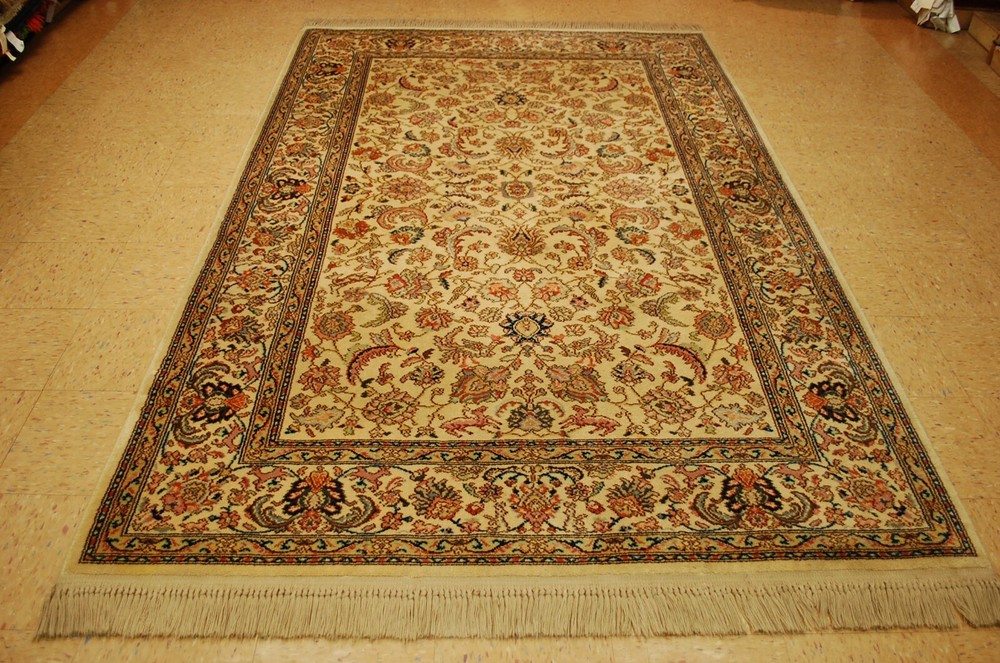 MINT AUTHENTIC AMERICAN KARASTAN ANTIQUE TABREZ PATTERN #738 CARPET 5'9" x 9'