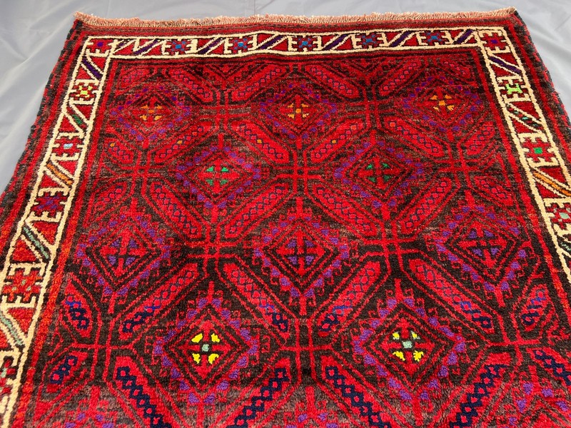 135 X 222 cm COLLECTORS' ITEM Vintage Jamshiri Natural Vegetable Dye Tribal Rug gallery