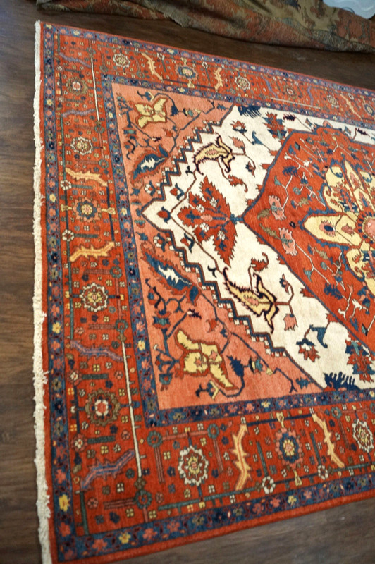 HERIZ SERAPI RUGS 7x9FT gallery
