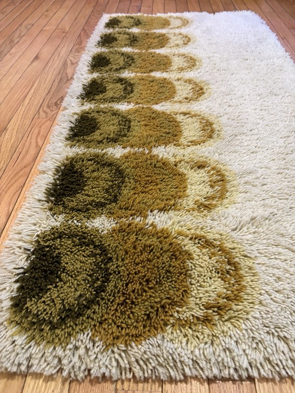 Vintage 1970’s Danish Scandinavian Wool Rya Shag Rug 55”x27” gallery