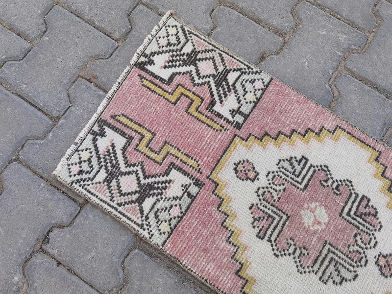 Vintage Turkish Oushak Rug 1.3x2.9 Hand Knotted Wool Pink Grey Tribal Boho gallery