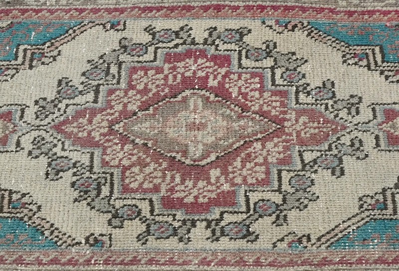 Semi-Antique Handmade Oriental Rug 1'5X2'4 ft Muted Floral Distressed Carpet gallery