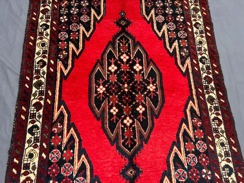 4'4x6'7 ft Caucasian Serrated Diamond Medallion Handknotted Wool Vintage Rug gallery